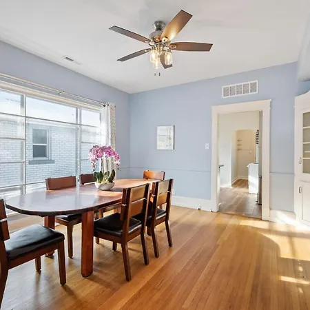 2 Bedroom Near Trolley Square And Liberty Park!